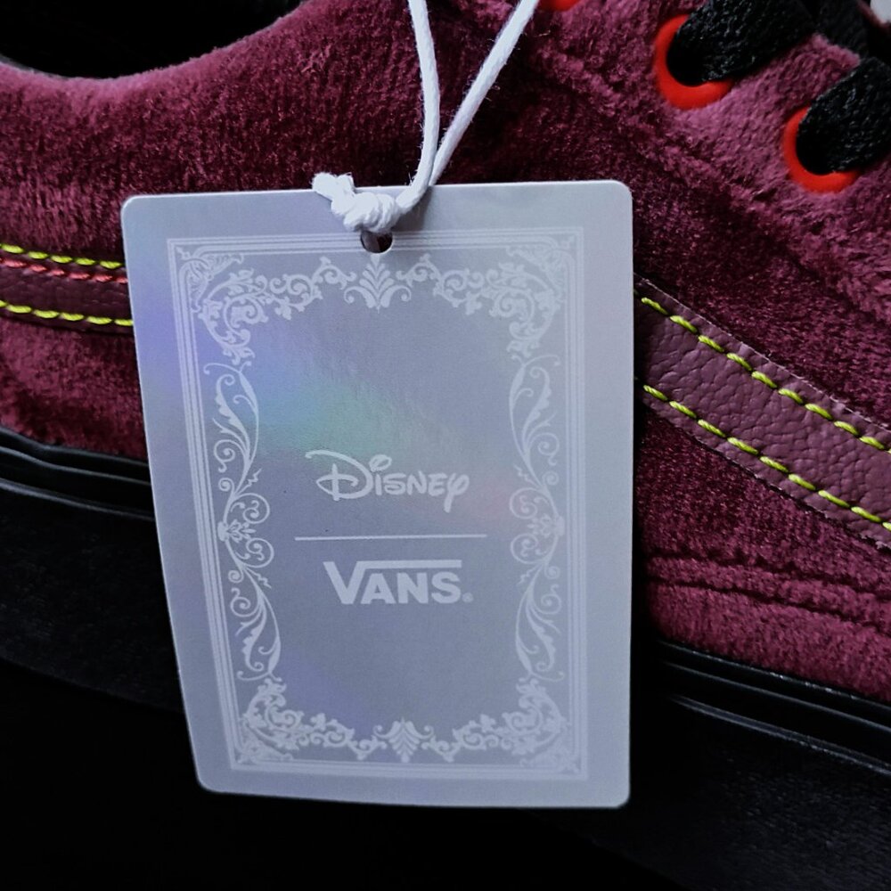 Vans Women's Vans x Disney Old Skool Stackform 'Poison Apple' in Mahogany Velvet - Picture 5 of 16